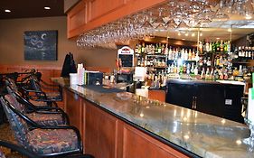 Holiday Inn Hinton Alberta 3*